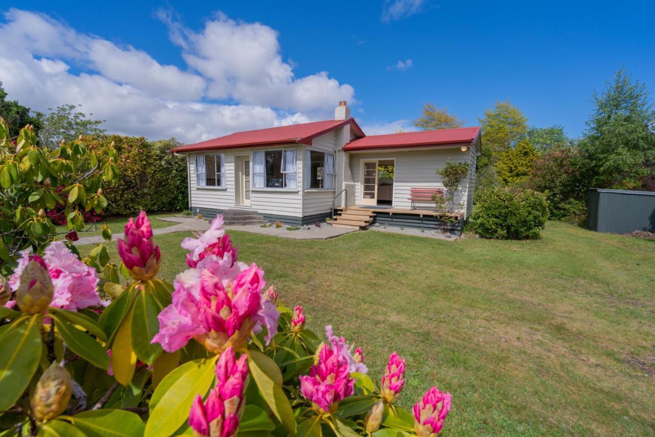 Rustlein Cottage - Te Anau Holiday Home Εξωτερικό φωτογραφία